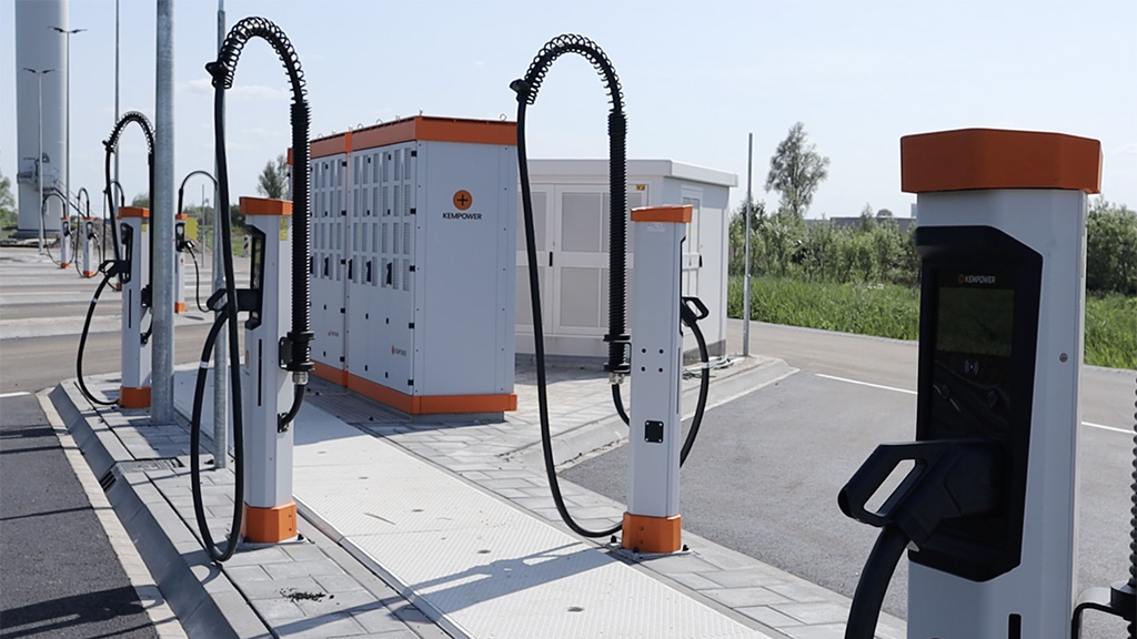 Kempower solutions now available at the world’s largest fast-charging plaza for electric trucks and off-highway vehicles