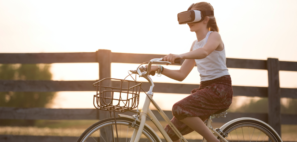 E-Book: Mixed Reality Solutions from Finland