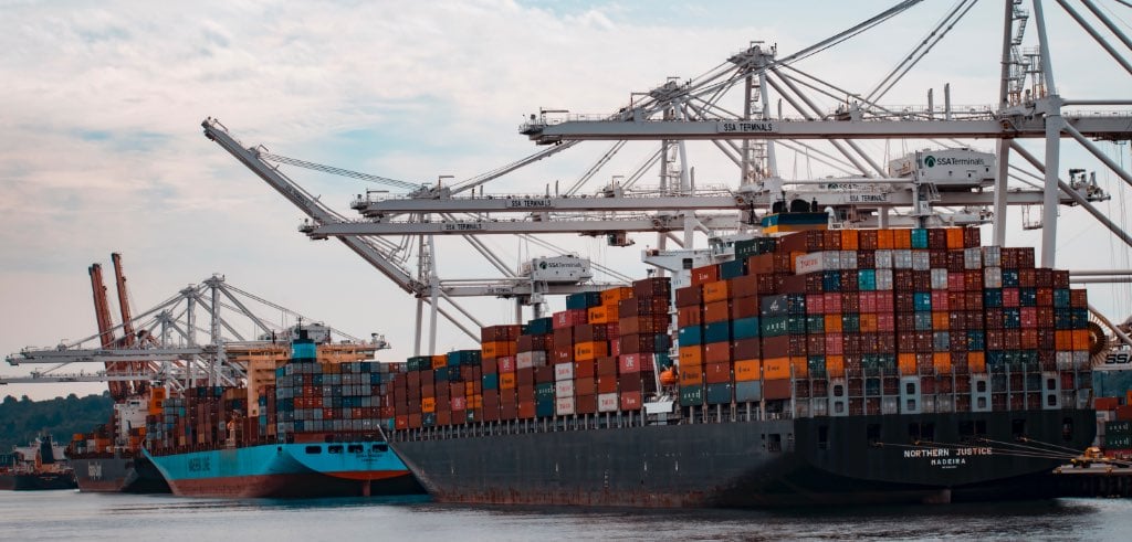 Port app that collates schedule data heading towards international cooperation