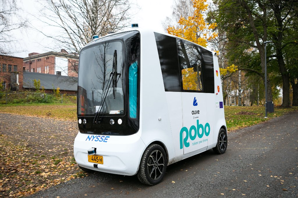 Crossing the last-mile with a self-driving bus in Tampere