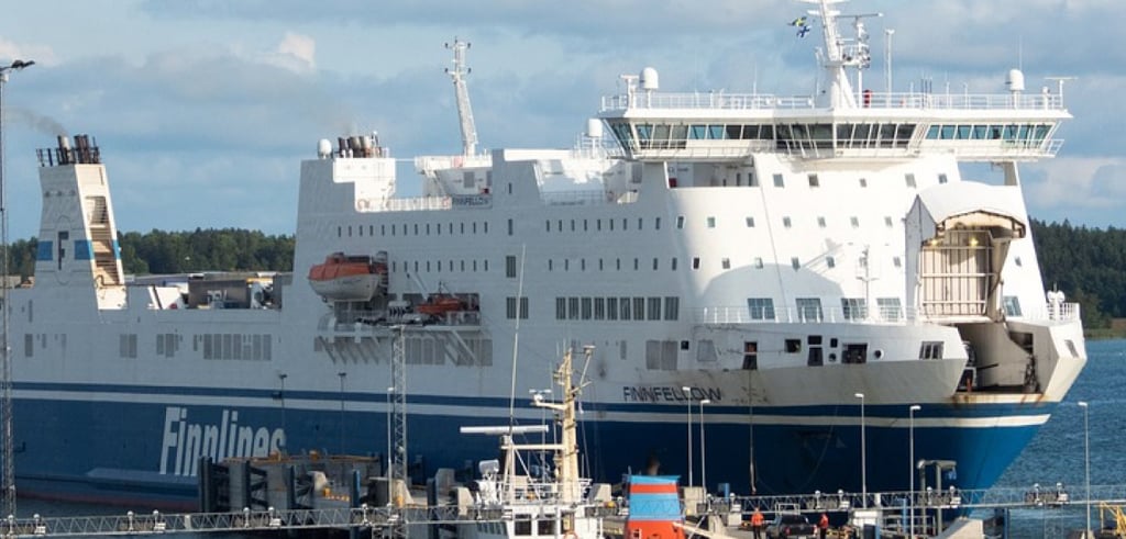 Port app that collates schedule data heading towards international cooperation